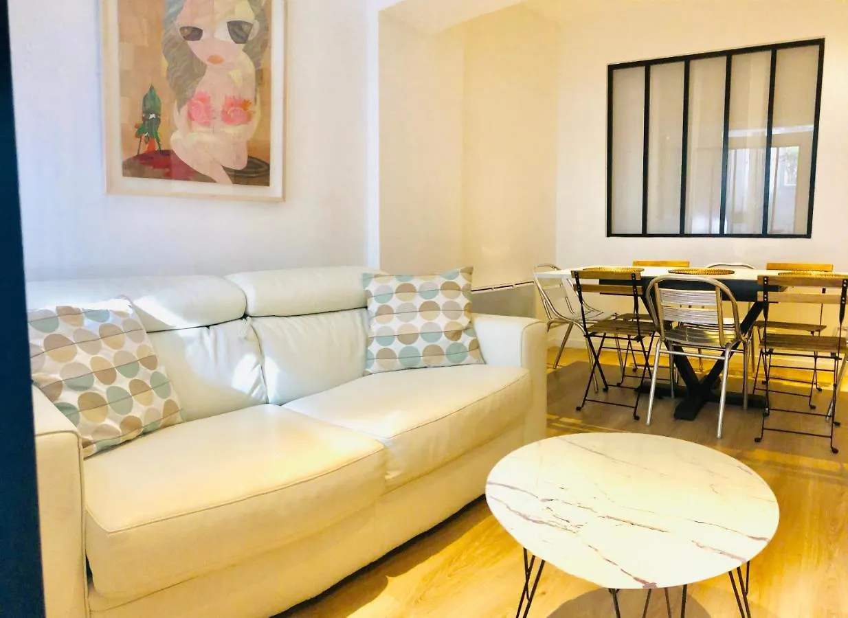Beauty Saint Paul Apartment Paris