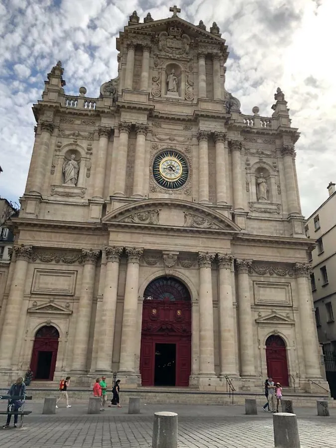 Beauty Saint Paul Apartment Paris France